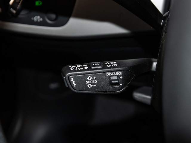 Audi A4 35 TFSI Avant S-Tronic