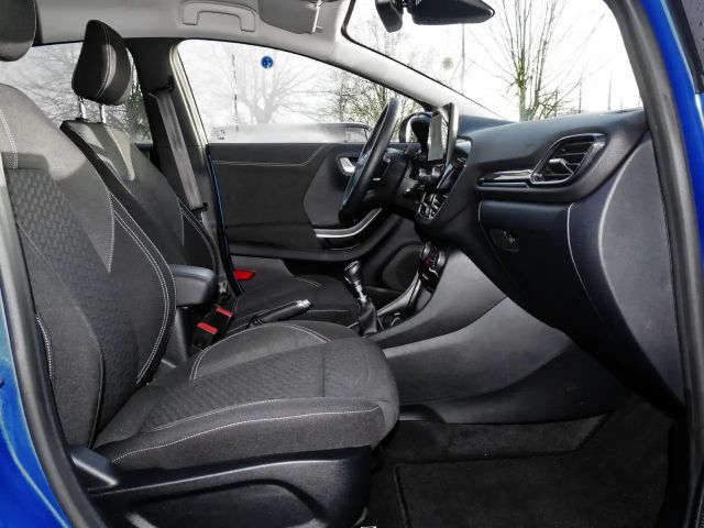 Ford Puma EcoBoost Titanium