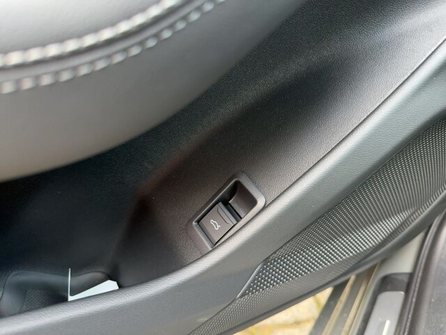 Audi A6 Avant Quattro S-Tronic