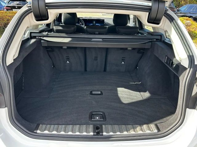 BMW 320 320d Touring xDrive