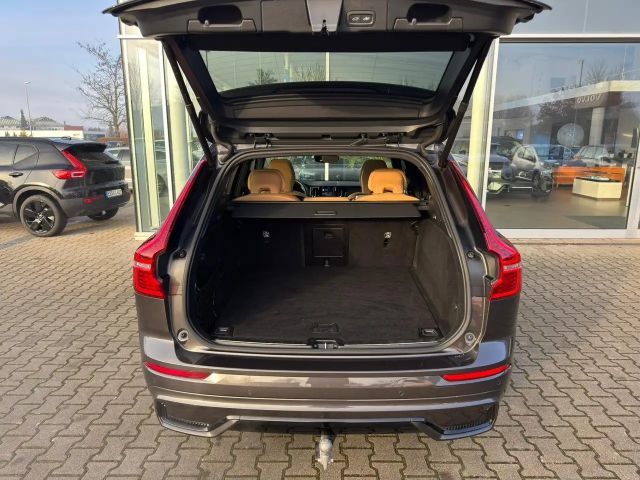 Volvo XC60 AWD Dark Plus