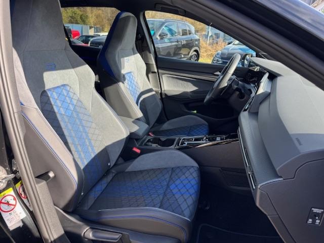 Volkswagen Golf 2.0 TSI 4Motion