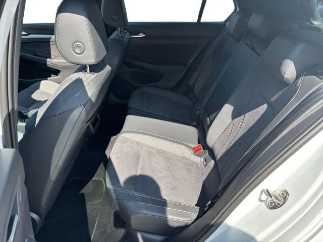 Volkswagen Golf 2.0 TDI DSG