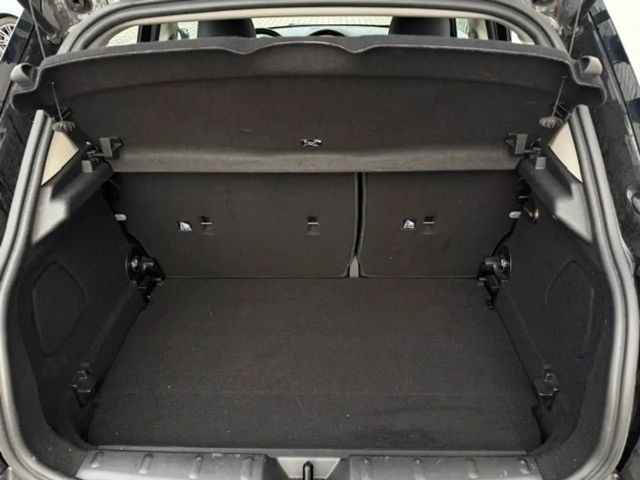 MINI One 5T LMR SportSitz SHZ PDC LED Tempomat DAB