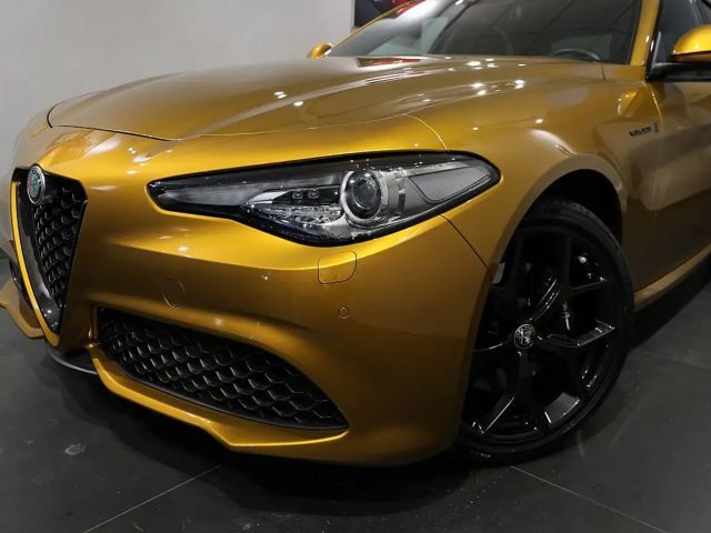 Alfa Romeo Giulia AT8 AWD Q4