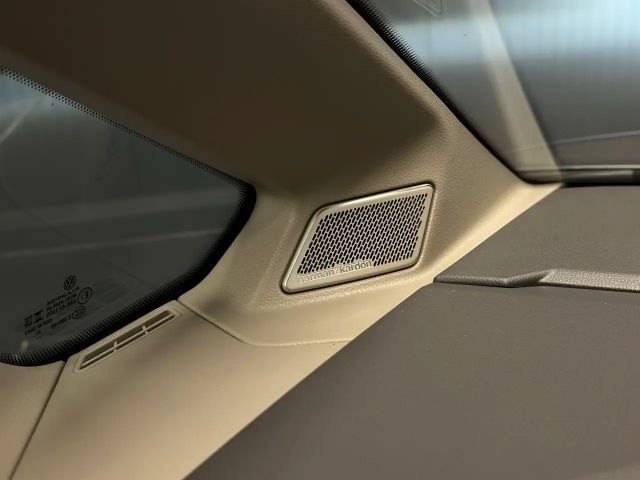 Volkswagen Multivan Lang Style T7