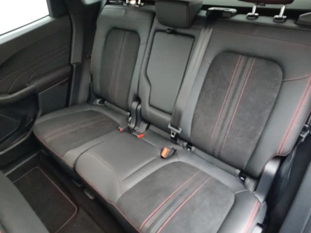 Ford Kuga Plug in Hybrid ST Line X