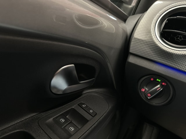 Volkswagen e-up! Plus Style