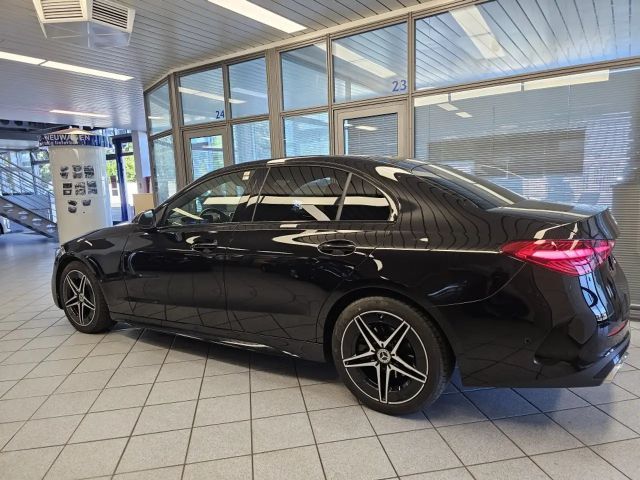 Mercedes-Benz C 200 AMG Line Sedan