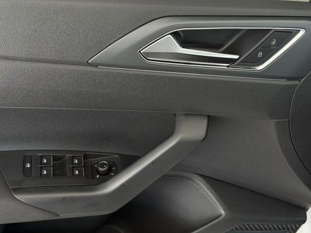 Volkswagen Taigo 1.0 TSI DSG R-Line