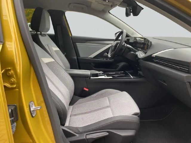 Opel Astra Elegance Hybrid Innovation