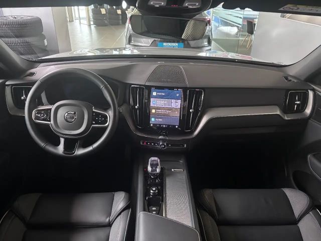 Volvo XC60 AWD Dark Plus T6