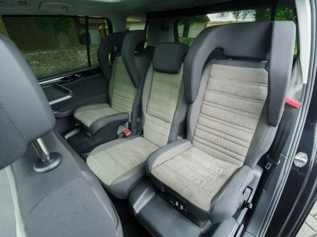 Volkswagen Touran DSG Highline