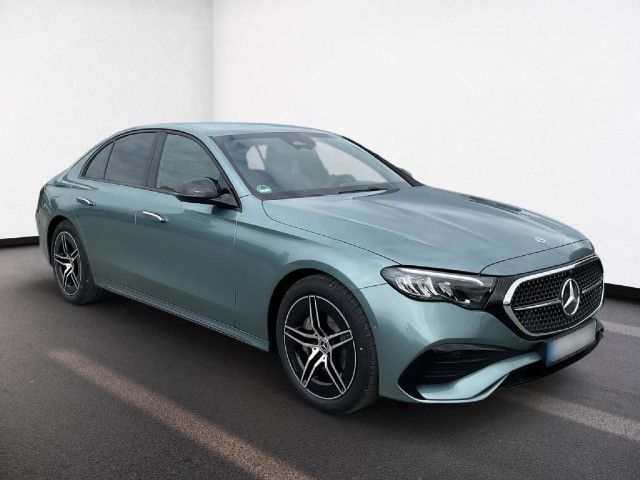 Mercedes-Benz E 220 E 220 d Sedan