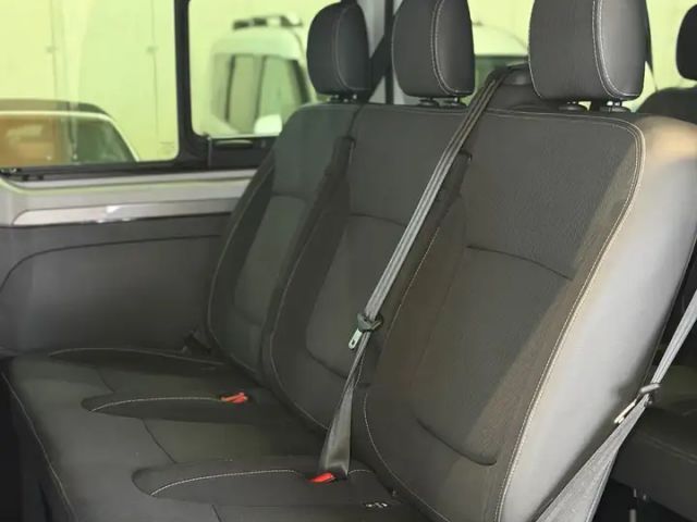 Renault Trafic Blue L1H1 Techno dCi 150