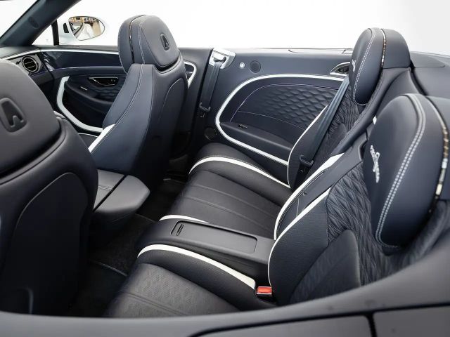 Bentley Continental GTC Hybrid