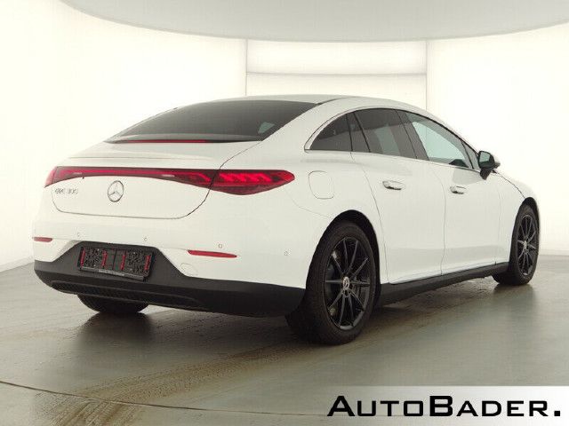 Mercedes-Benz EQE 300 Sedan