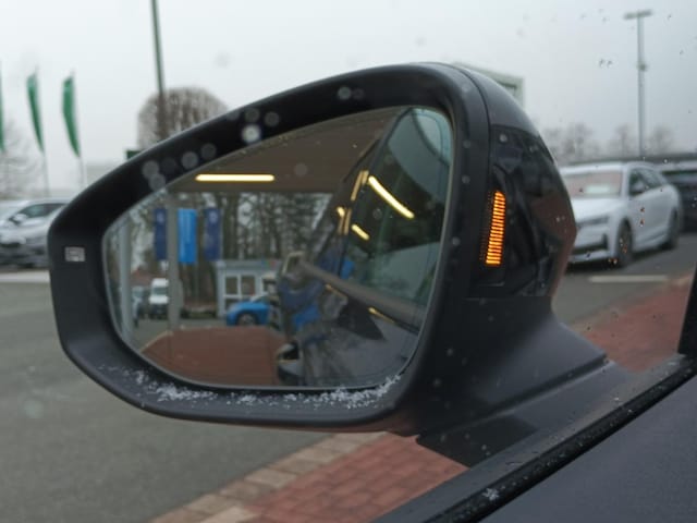 Skoda Superb 2.0 TDI Combi Selection