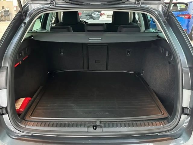 Skoda Octavia 1.5 TSI Combi Tour