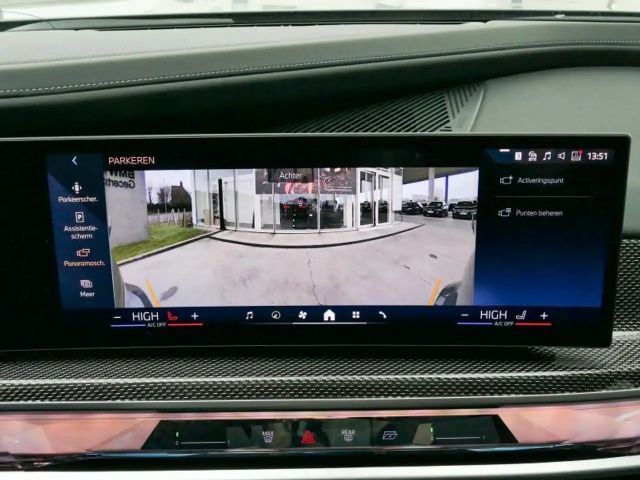 BMW 750 M-Sport Sedan