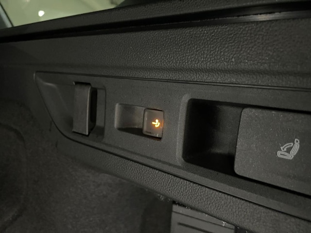 Volkswagen Passat DSG R-Line