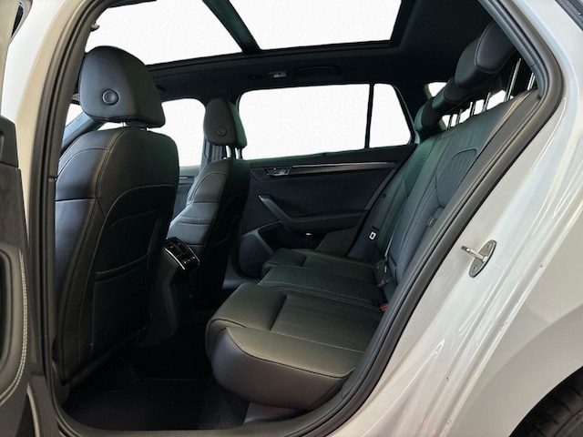 Skoda Superb 4x4 Combi Sportline