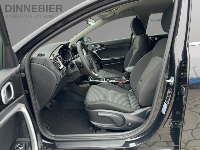 Kia Ceed CEED Ultimate Edition 1.5T LED+Kamera+Navi