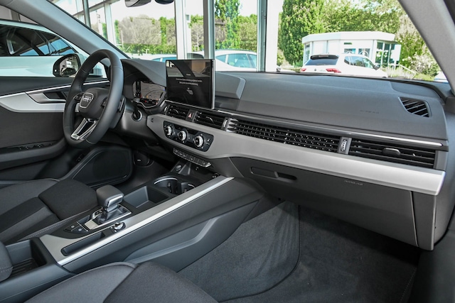 Audi A4 40 TDI Avant S-Tronic