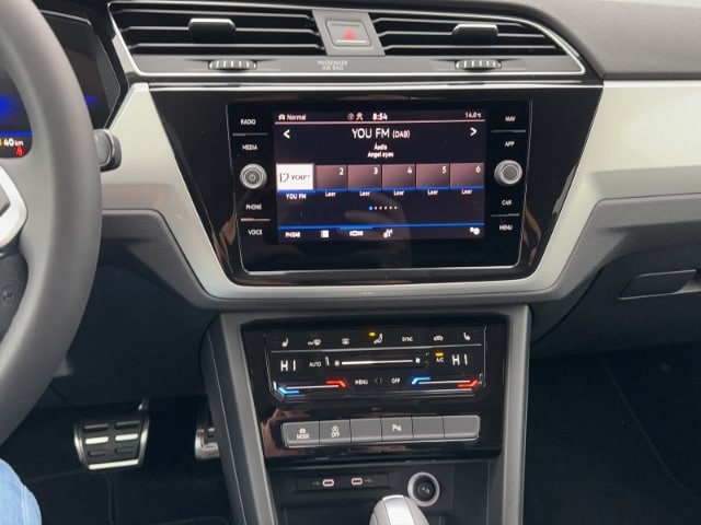 Volkswagen Touran MOVE 1,5 l TSI DSG AHK / REARVIEW / NAVI / IQ.DRIVE