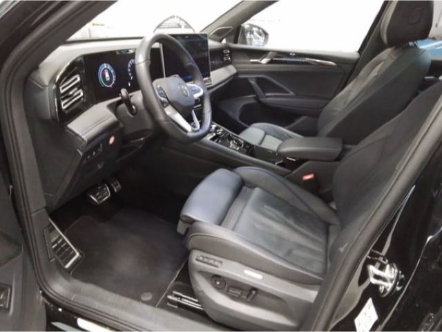 Volkswagen Tiguan R-Line Style eHybrid