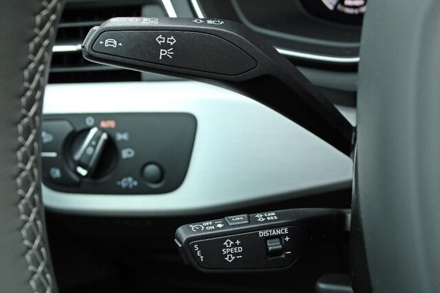 Audi A4 40 TFSI Avant Quattro S-Line S-Tronic