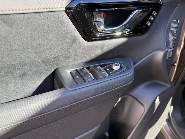 Subaru Forester AWD Premium e-Boxer e-Boxer