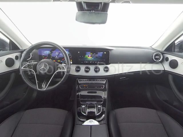 Mercedes-Benz E 200 Cabriolet