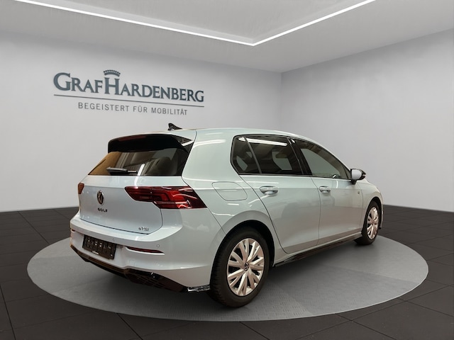 Volkswagen Golf 1.5 eTSI DSG R-Line