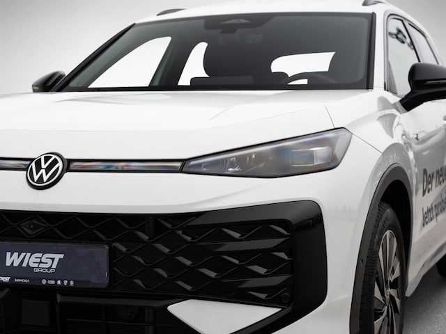 Volkswagen T-Roc 1.5 eTSI DSG R-Line