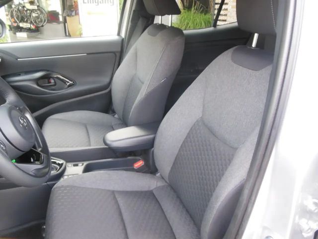 Toyota Yaris Cross Hybride VVT-i