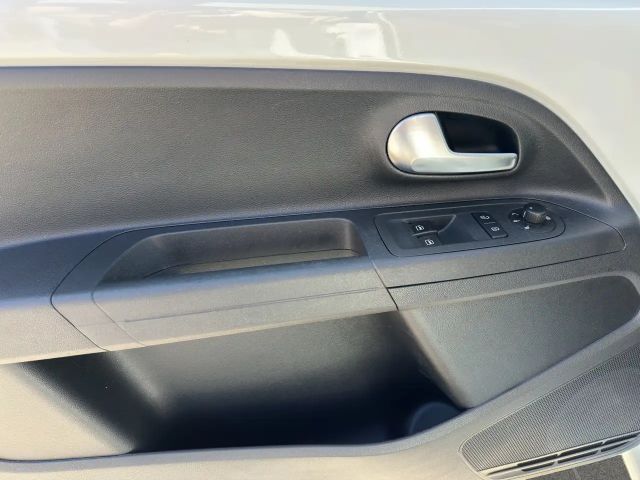 Volkswagen e-up! United RFK GRA CCS WSSheizb SHZ LM15 DAB