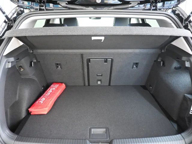 Volkswagen Golf Rabbit TSI