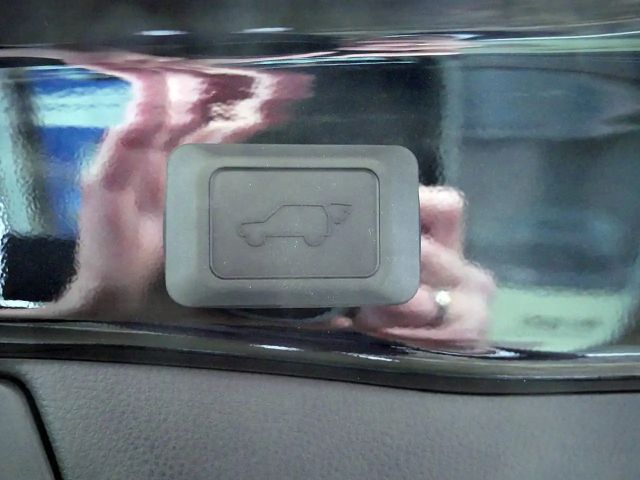 Suzuki Across Comfort Hybrid