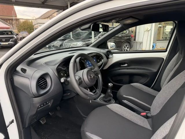 Toyota Aygo X Business Hatchback