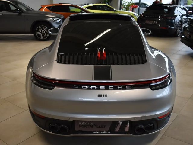 Porsche 911 Carrera Coupé