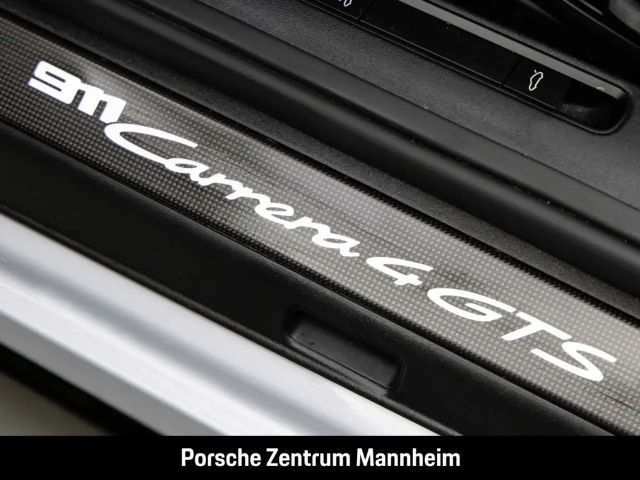 Porsche 992 4 Cabrio Carrera GTS