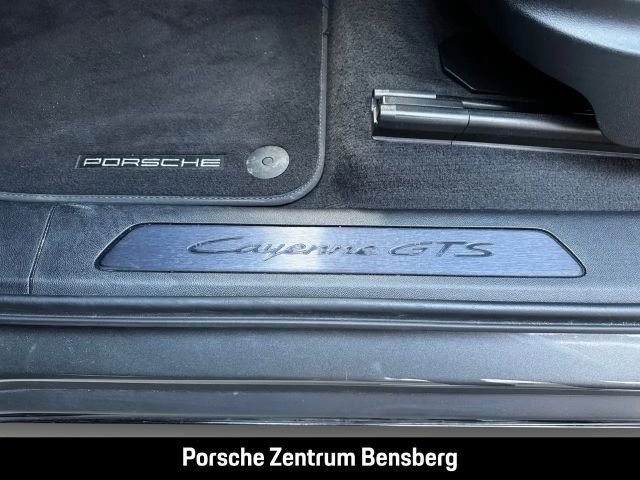 Porsche Cayenne GTS