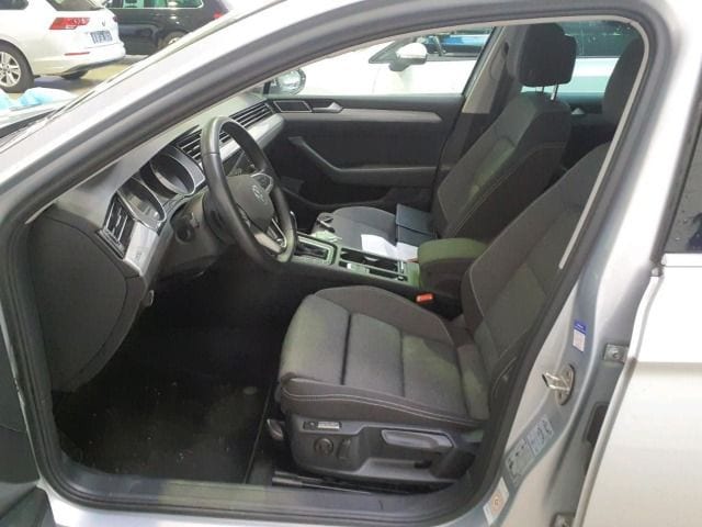 Volkswagen Passat 2.0 TDI Business DSG Variant