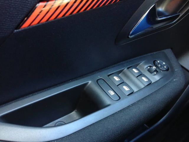 Peugeot 208 Active Pack PureTech