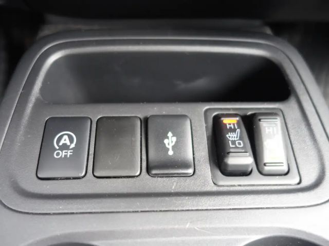 Mitsubishi Space Star Invite MIVEC Star