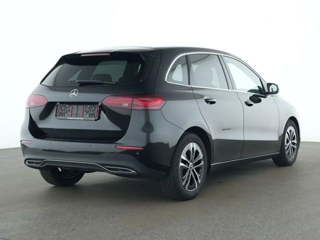 Mercedes-Benz B 180 AHK+Kamera+Lenkradhzg+Elektr.Heckklappe