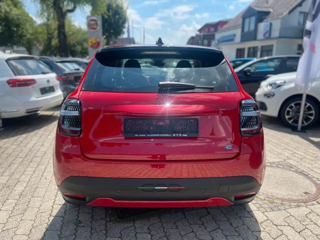 Fiat 600e (RED) Klima LED Sondermodell