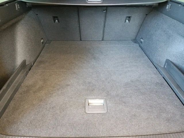 Volkswagen Passat 1.5 TSI Business DSG Variant