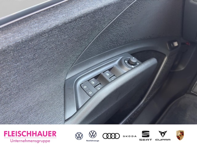 Skoda Elroq Loft 60 LED DAB Navi Rückfahrkam. ACC PDCv+h Klima Temp